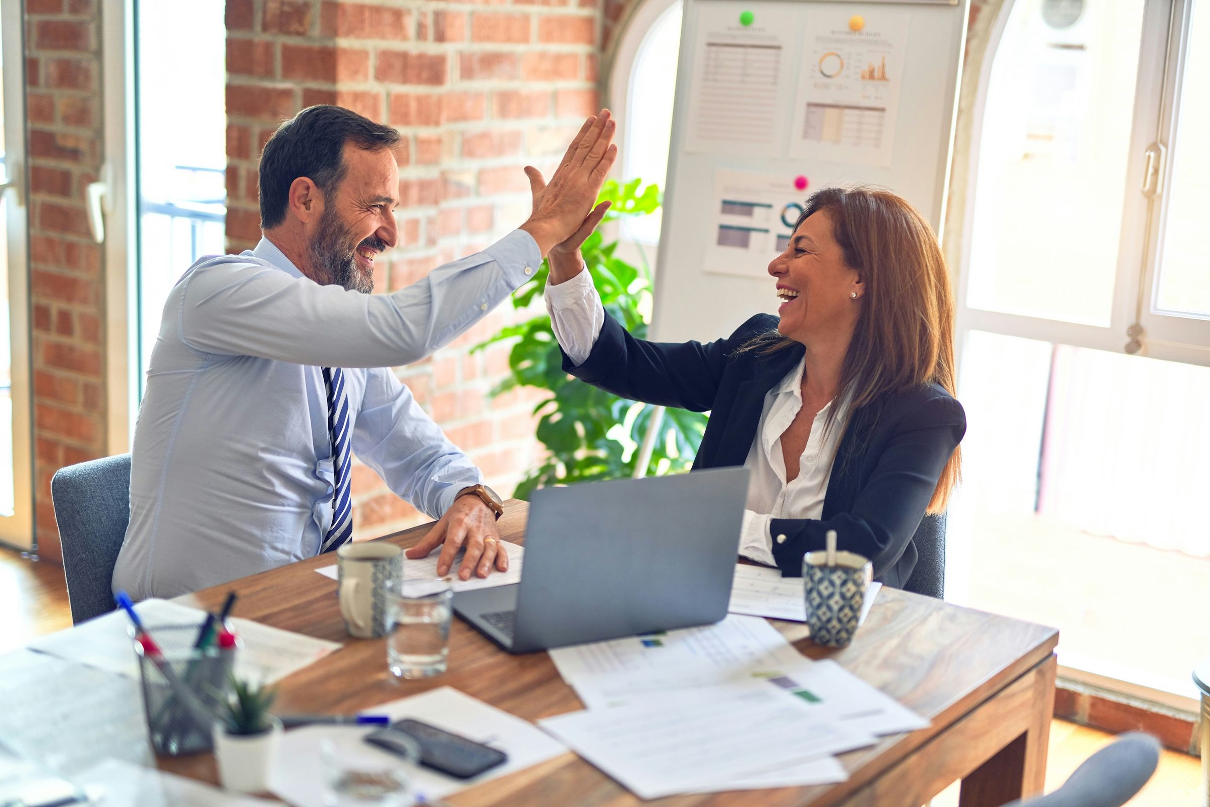 Proposals that build trust, answer objections, and close deals